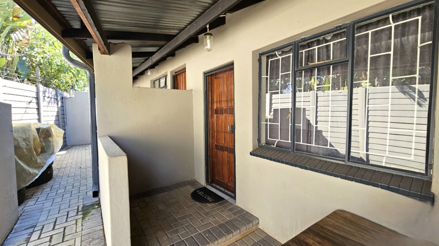 To Let 2 Bedroom Property for Rent in Schoemansville North West